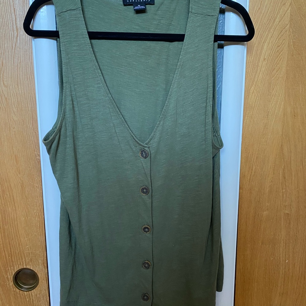 Green button down tank